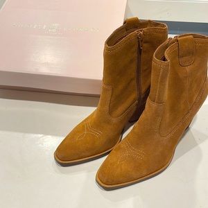 Chinese Laundry Camel Suede Heeled Boots
